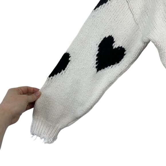 WILDFOX Heart Sweater Sz Small White Black V Neck Oversized Fringe Raw Hem Knit - Picture 5 of 13